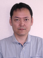 川越店代表　小峰